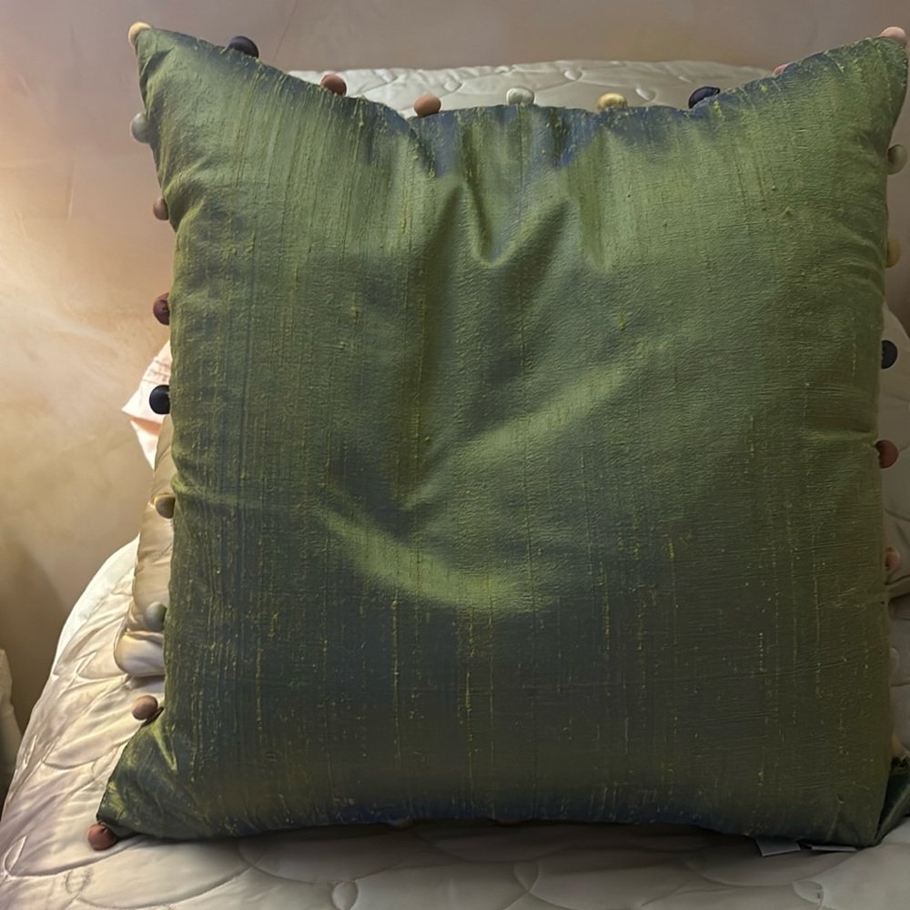 100% silk green decorative throw pillow.  Have a pair.